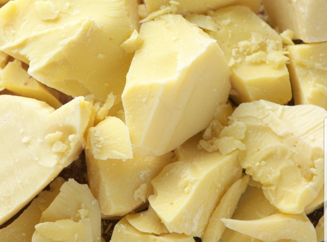 The Healing Power of Shea Butter: Benefits, Uses, and Why You Need It in Your Routine